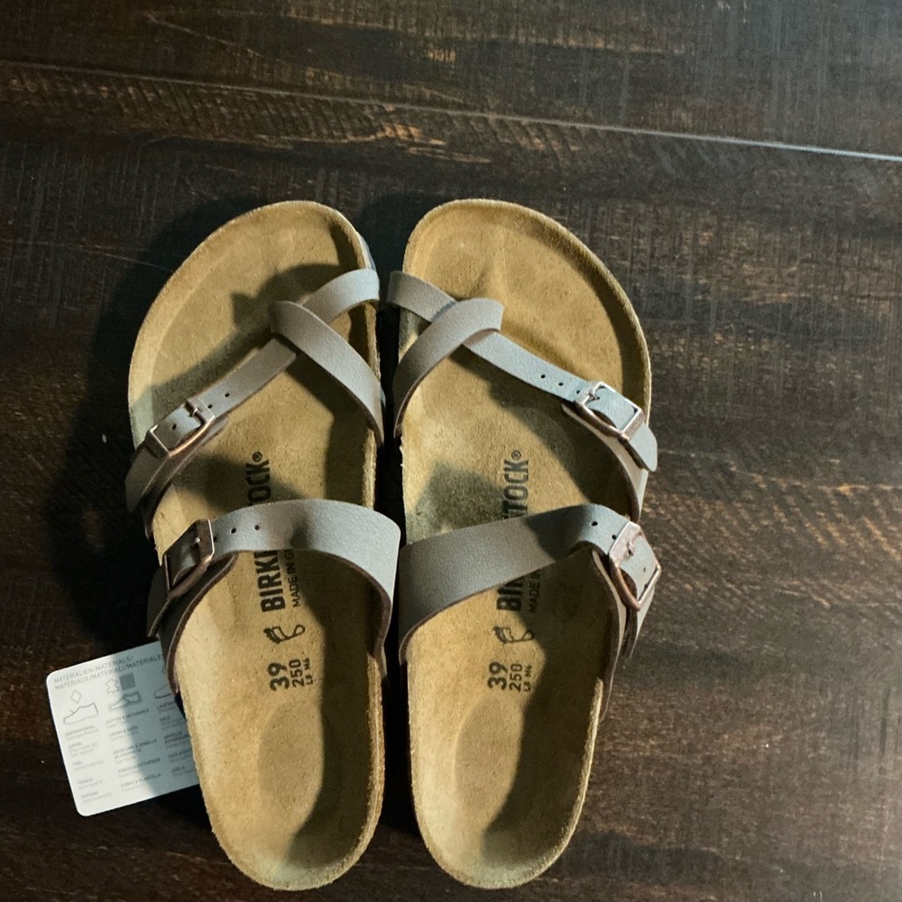 Brand new birkenstocks Size 8-8.5 W OR 6-6.5 M